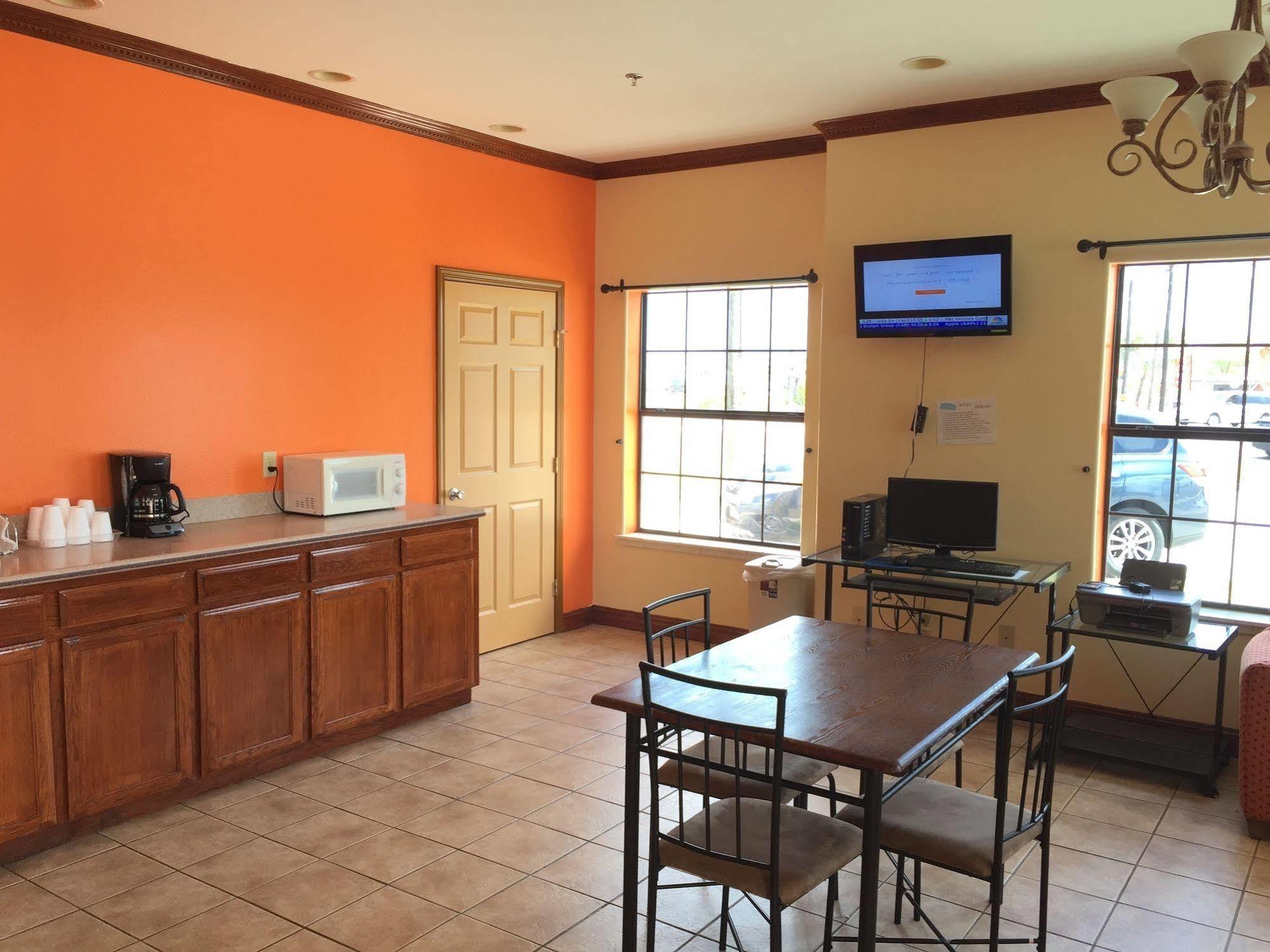 בראונסוויל Boca Chica Inn And Suites מראה חיצוני תמונה